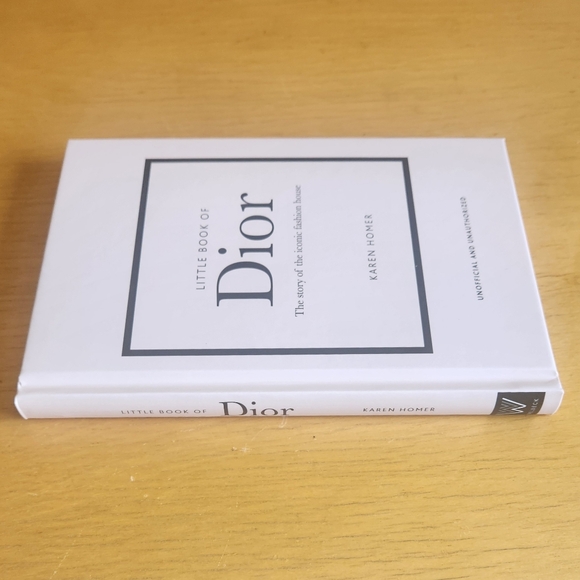 Dior – Little Book Of - Picture 3 of 11